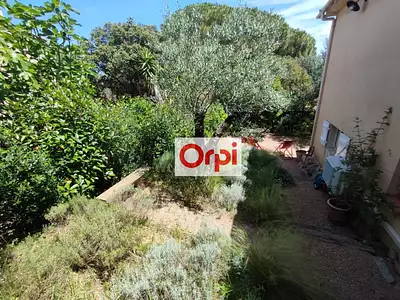 Maison, 168 m²