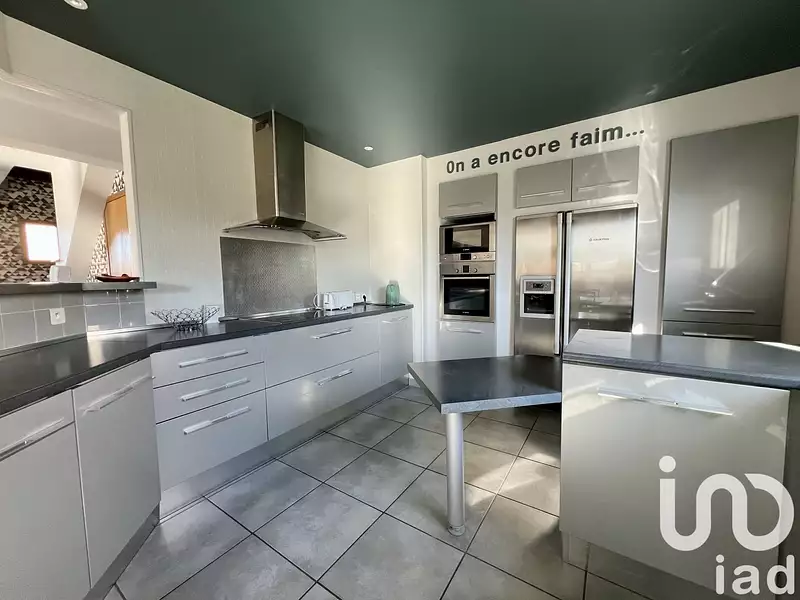 Maison, 217 m²