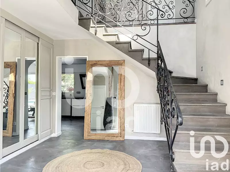 Maison, 256 m²