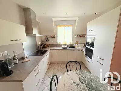 Maison, 166 m²