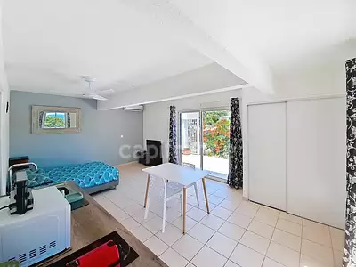 Maison, 196 m²