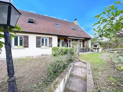 Maison, 166 m²