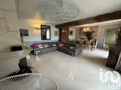 Maison, 153 m²
