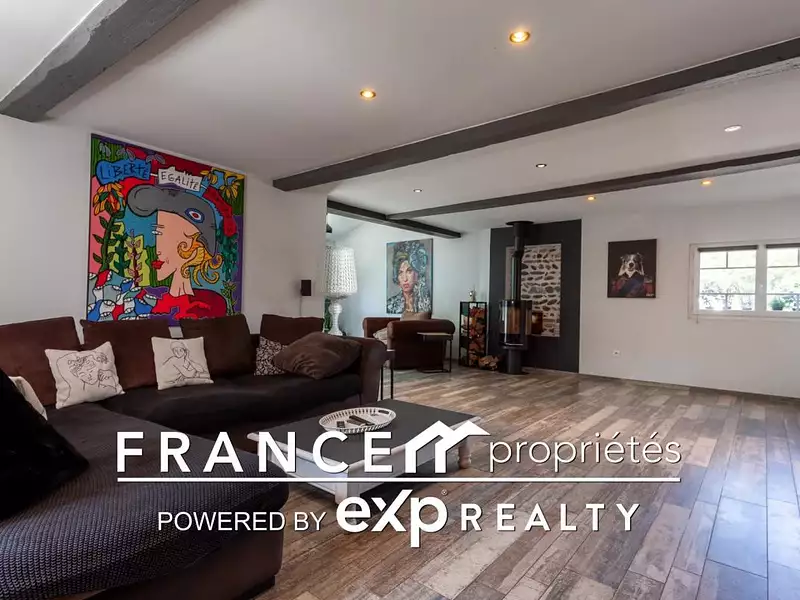 Maison, 245 m²