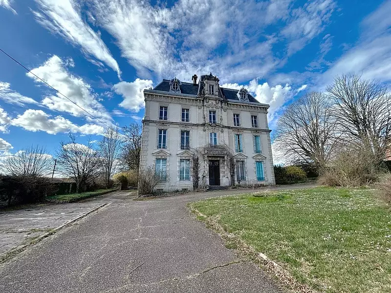 Maison, 250 m²