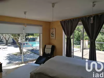 Maison, 200 m²