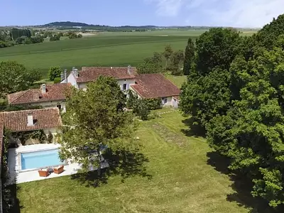Maison, 370 m²
