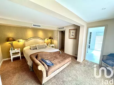Maison, 221 m²