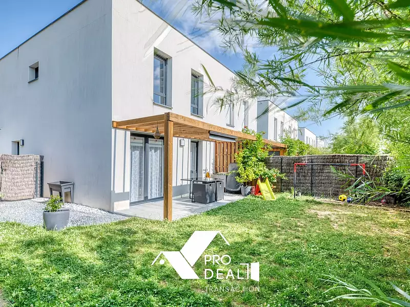 Maison, 83 m²