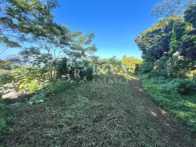Terrain, 1 200 m²