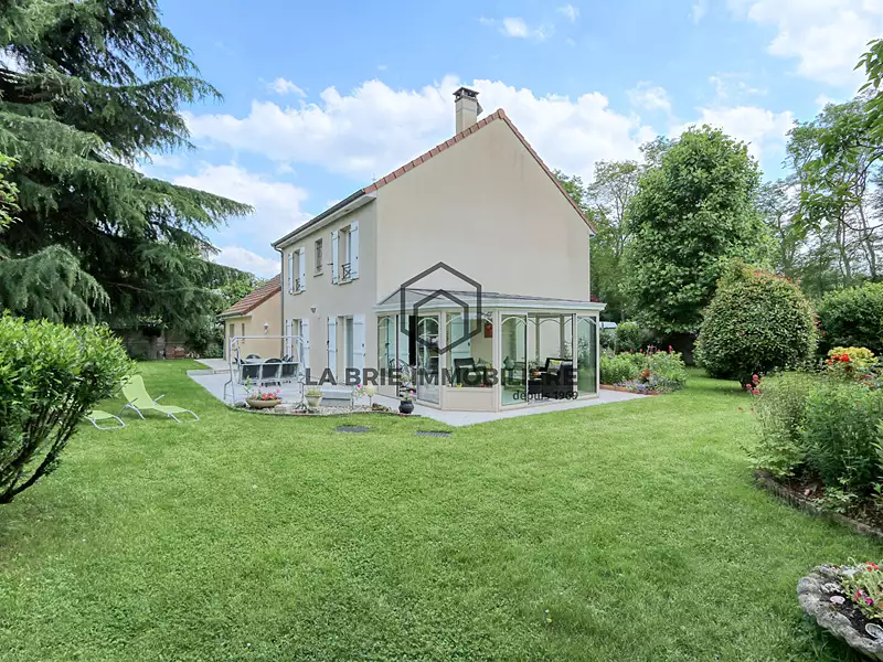 Maison, 191,93 m²