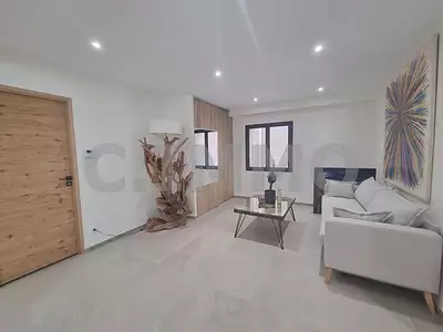 Maison, 260 m²