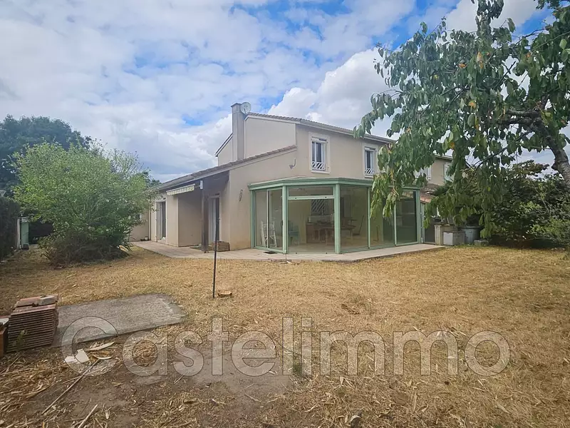 Maison, 92 m²