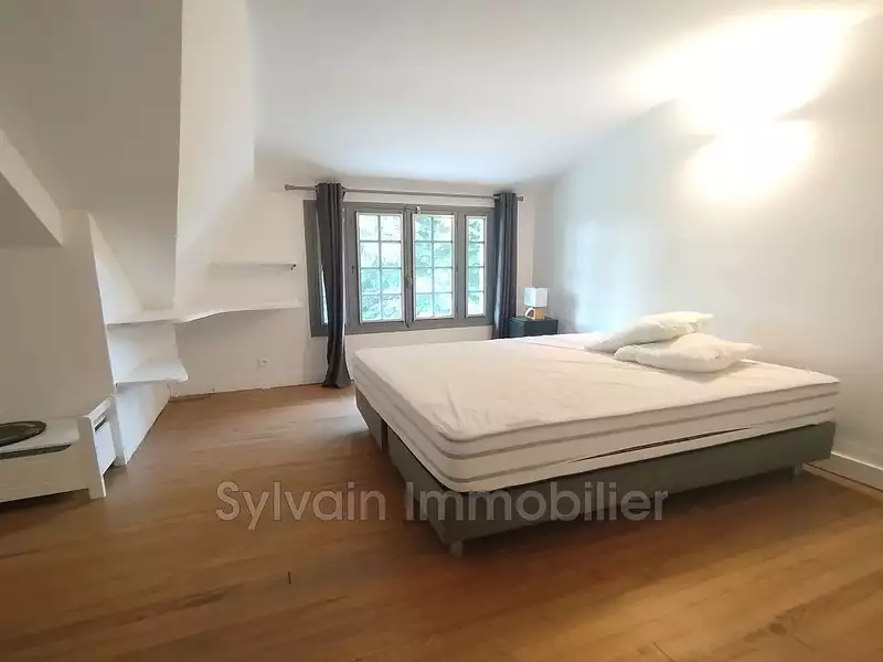 Maison, 220 m²