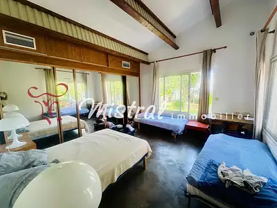 Maison, 240 m²