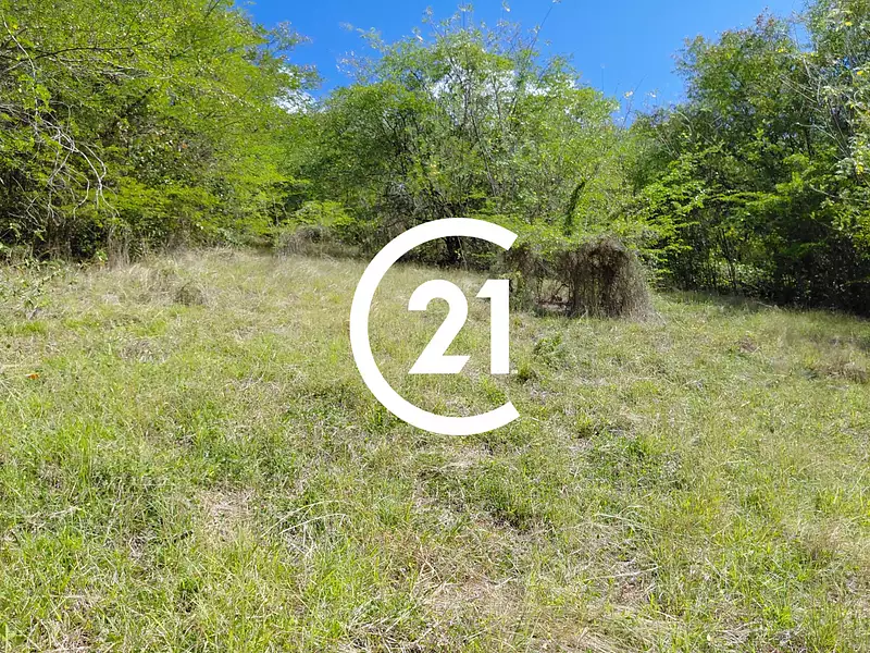 Terrain, 854 m²