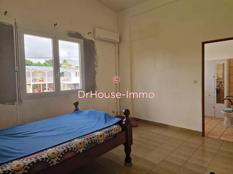 Maison, 230 m²