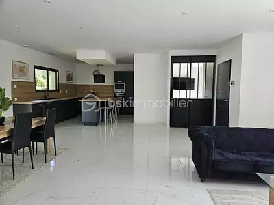 Maison, 136 m²
