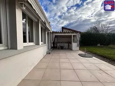 Maison, 99 m²
