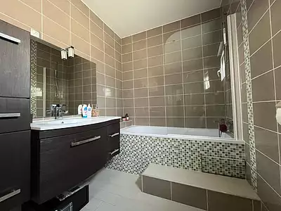 Maison, 176,6 m²