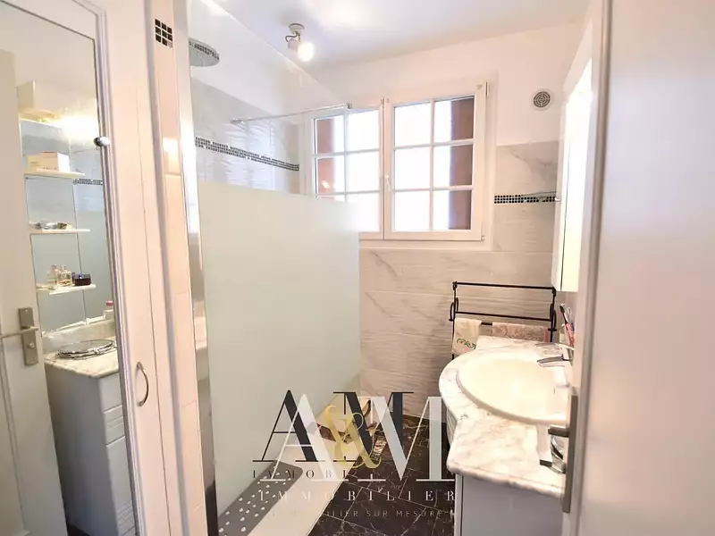 Maison, 162 m²