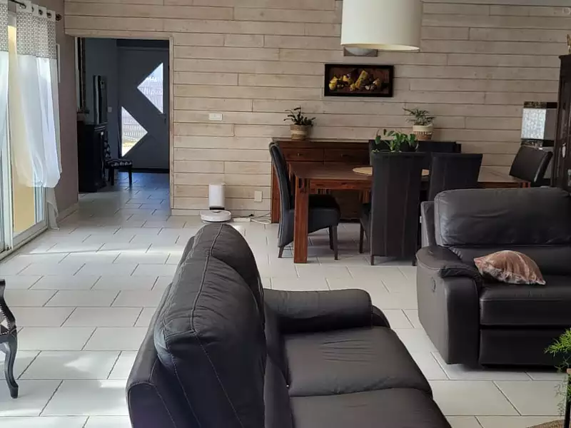 Maison, 245 m²