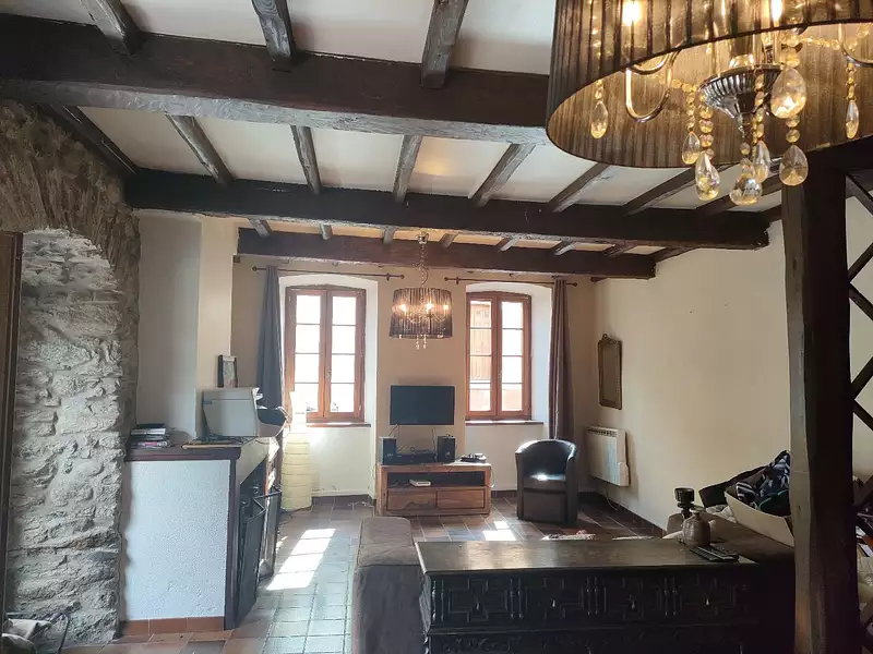 Maison, 240 m²