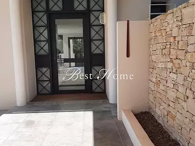 Maison, 220 m²