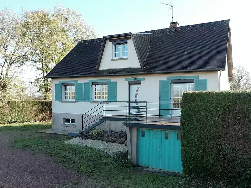 Maison, 1 150 m²
