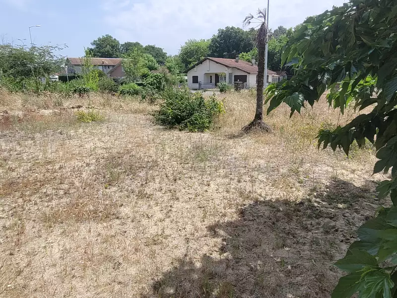 Terrain, 451 m²