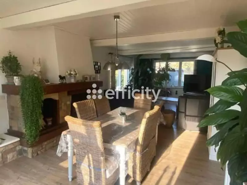 Maison, 172 m²