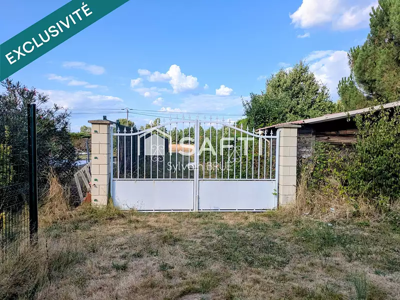 Terrain, 2 553 m²