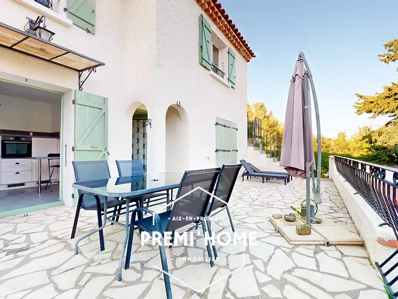 Maison, 211 m²