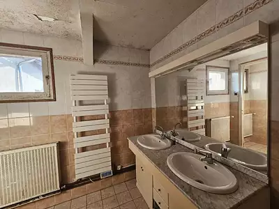 Maison, 234,18 m²