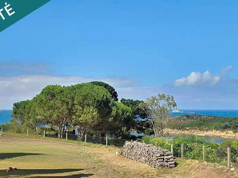Terrain, 2 180 m²