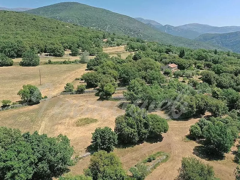 Maison, 180 m²