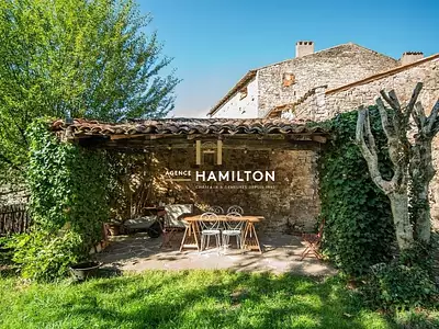 Maison, 378 m²