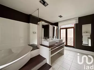 Maison, 212 m²