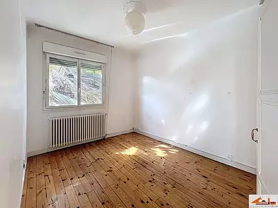 Immeuble, 150 m²