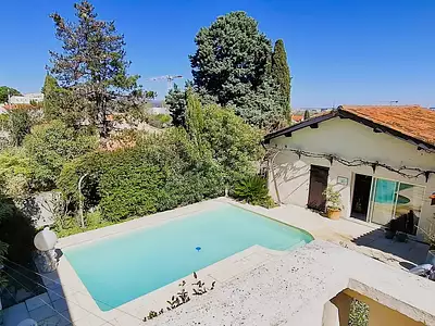 Maison, 210 m²