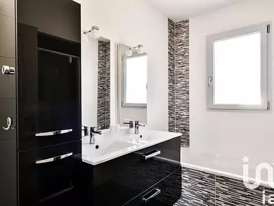 Maison, 105 m²