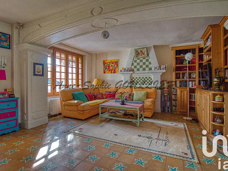 Maison, 260 m²