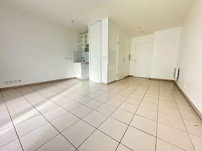 Appartement 1 pieces 25,6 m2 a louer - 1 PiÈCe Savigny Le Temple 77176