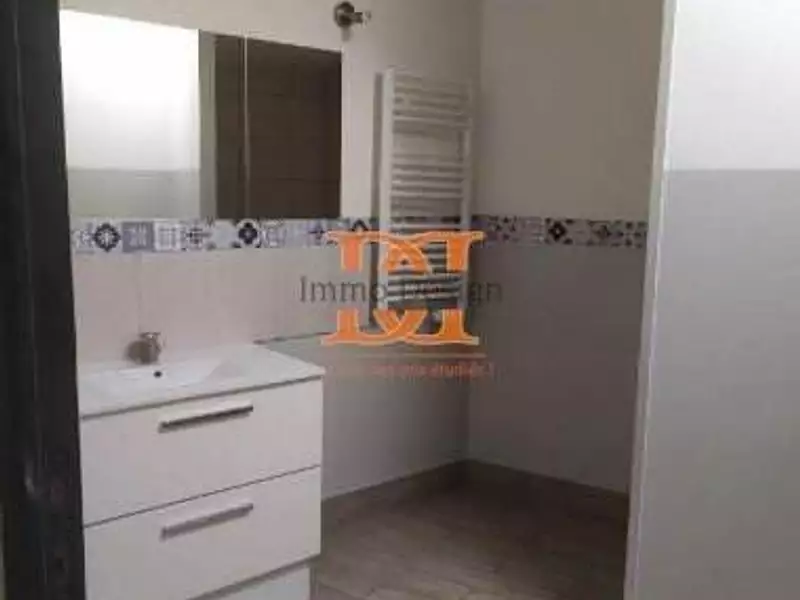 Immeuble, 155 m²