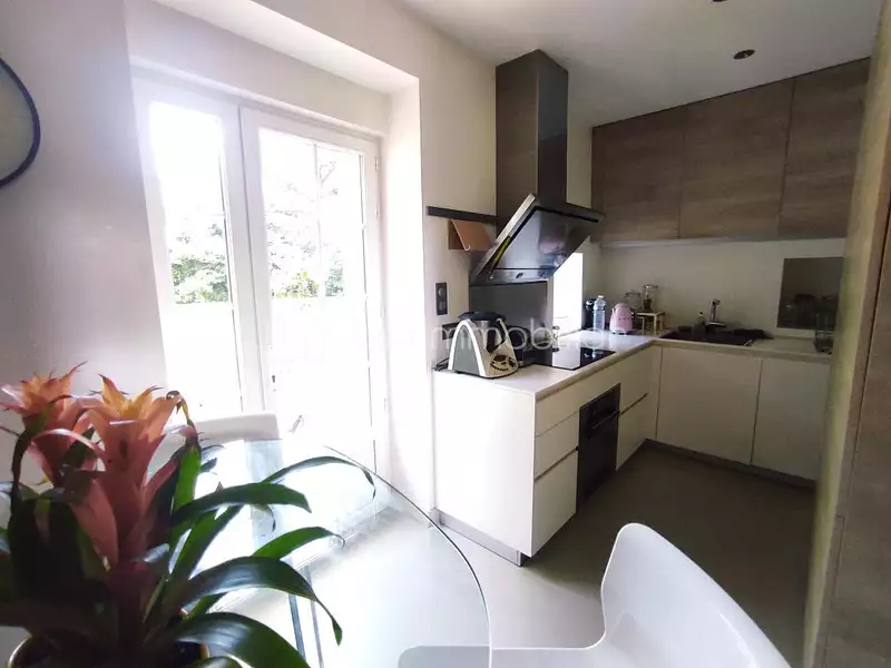 Maison, 212 m²