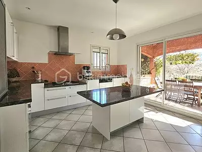Maison, 145 m²