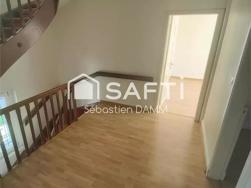 Maison, 192 m²
