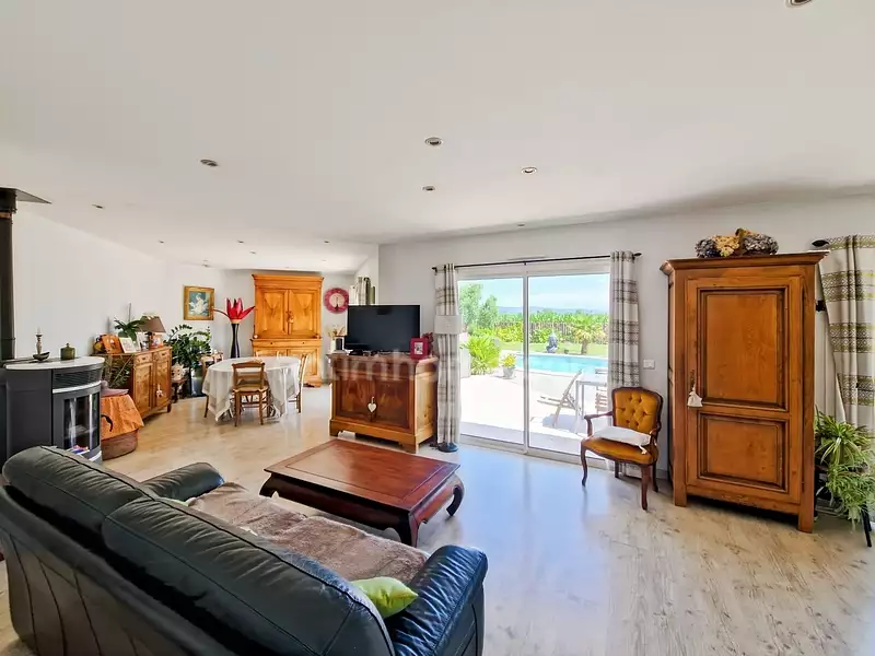 Maison, 121 m²