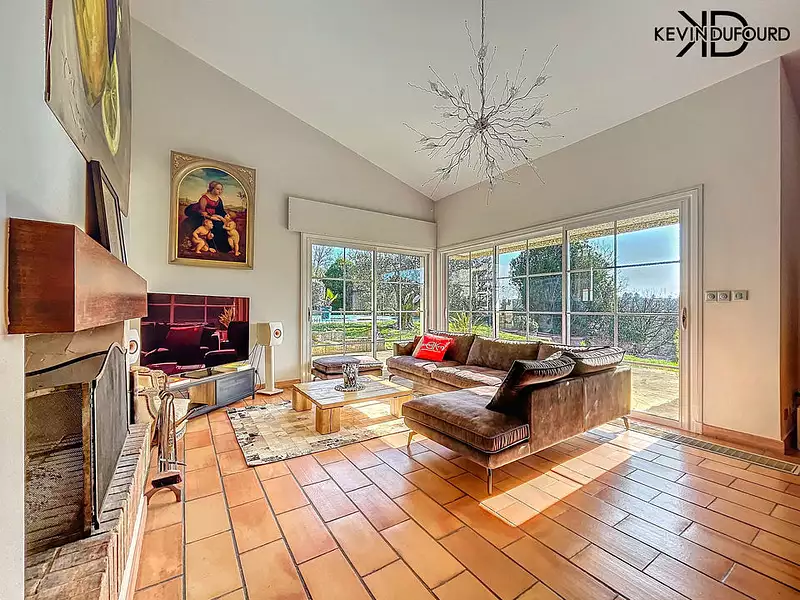 Maison, 285 m²