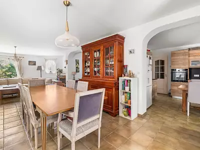 Maison, 181 m²